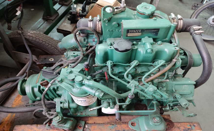 MOTOR USADO VOLVO 19HP